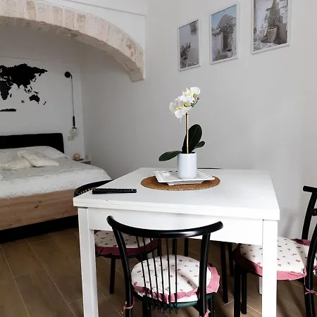 Alcova Casa de Férias Noci